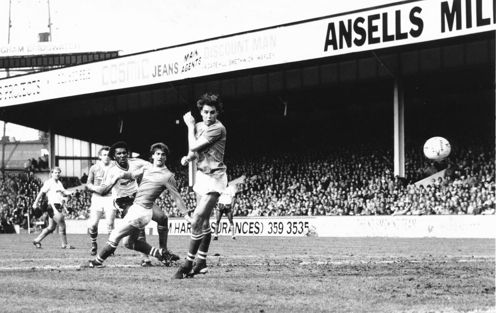 Ricky Hill scoring against Everton at Villa Park 